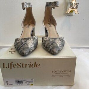 LifeStride Taupe Multi Snake Pumps 9.5M